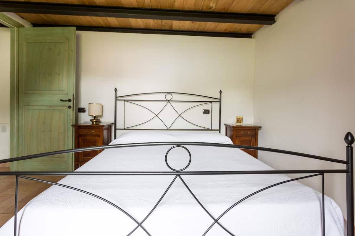 Casa Ridente Nella Valle Del Menotre Con Giardino Pale Eksteriør billede